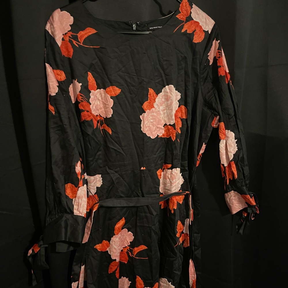Who what wear black rose floral dress. Worn once.